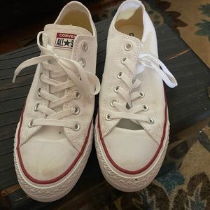 Converse All Stars Sneakers men’s 7 women’s 9